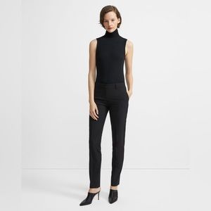 Theory Super Slim black pants in size 6 (runs small, real size 4)